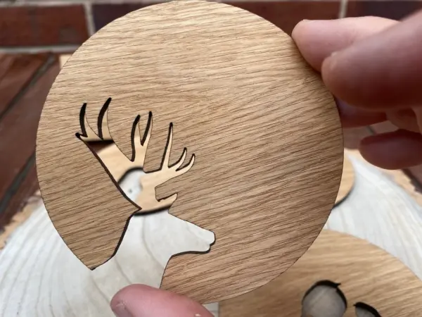Oak Wildlife animal coasters - Labrador, Pheasant, Robin & Stag - Can be personalised. - Image 8