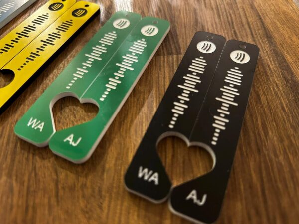 Wedding Song Keyring - Spotify Code of your choice engraved - 2 tags with 2 chains included. - Image 3