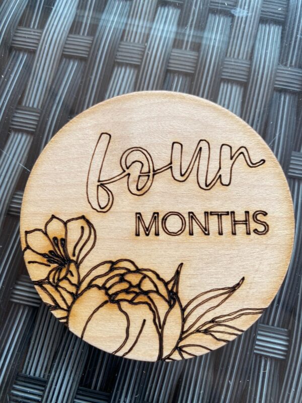 Wooden Monthly Milestone Cards - Disc, baby month signs, baby monthly milestone, baby monthly milestone markers, monthly milestone cards - Image 5