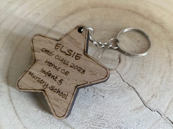 Class of 2025 Personalised Star Keyring Gift / Teacher Pupil Gift / Personalised Name Wooden Star / End of Term Gift / Gift From Teachers - Image 2